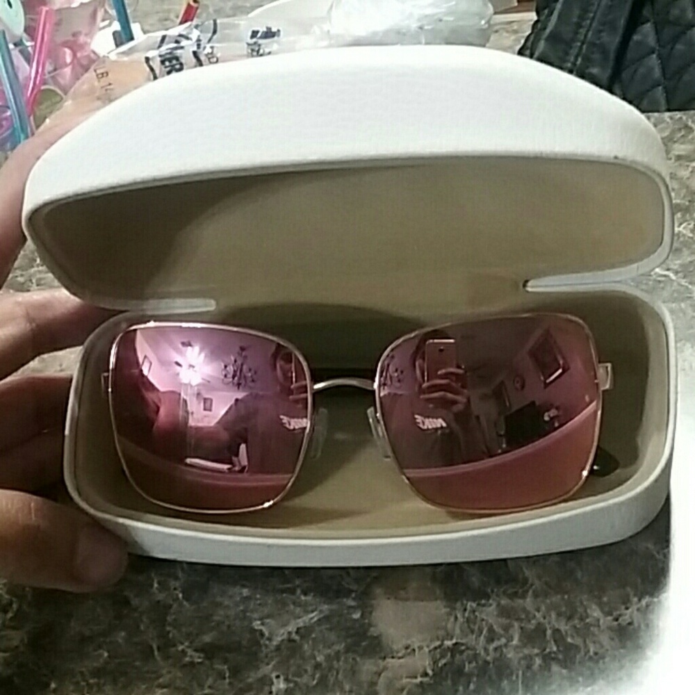 Michaelkors sun shades
